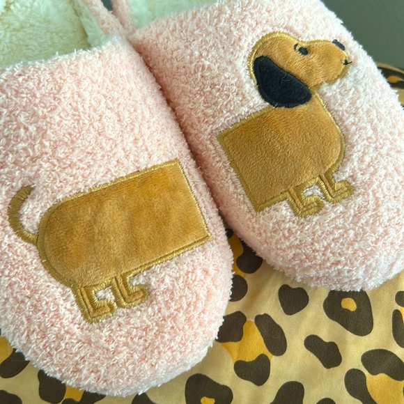Dachshund Wiener Dog Heated Cozy Pink Sherpa Slippers‎ Sz 7-8 Women’s NEW - Picture 2 of 6